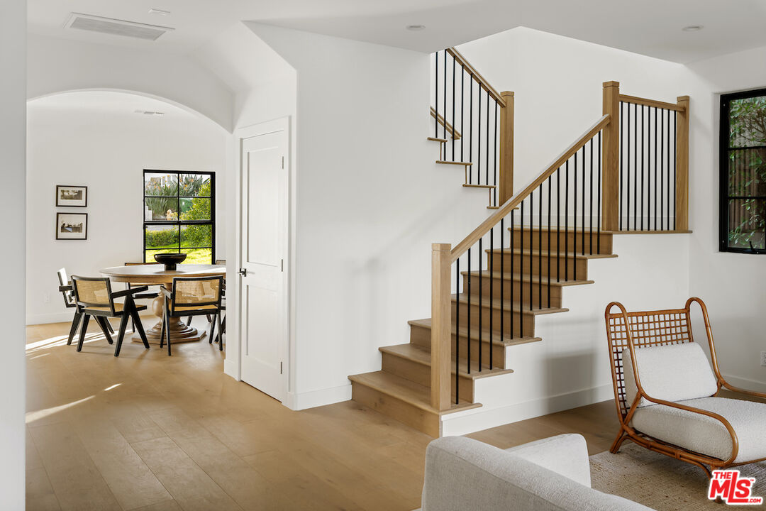 14733 Tustin St, Sherman Oaks