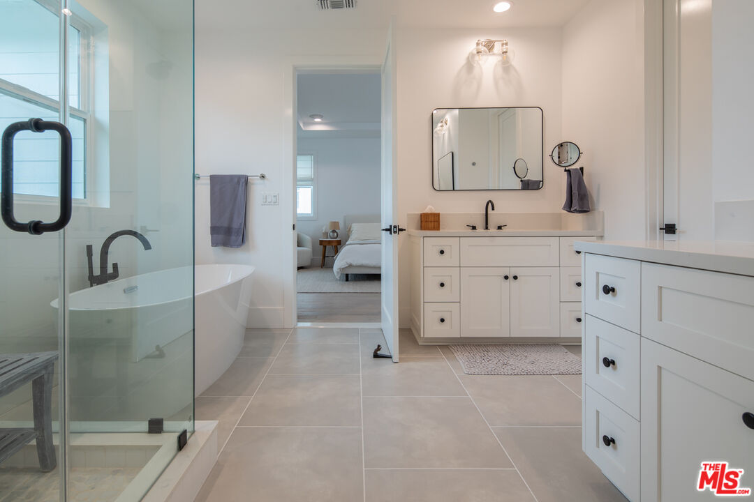 3734 Stewart Ave, Mar Vista