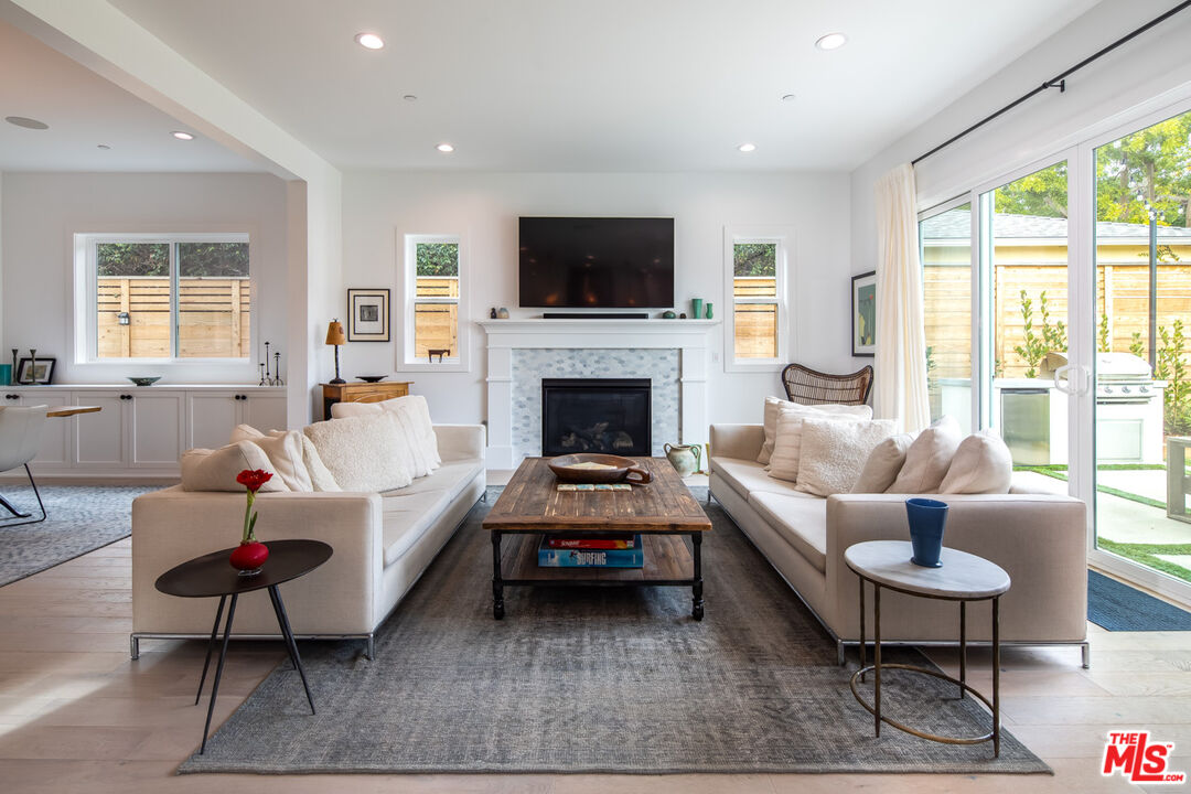 3734 Stewart Ave, Mar Vista