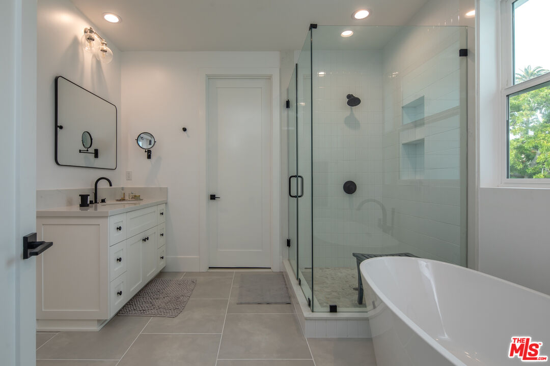 3734 Stewart Ave, Mar Vista