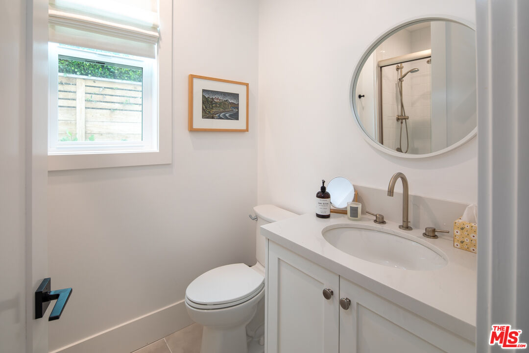 3734 Stewart Ave, Mar Vista
