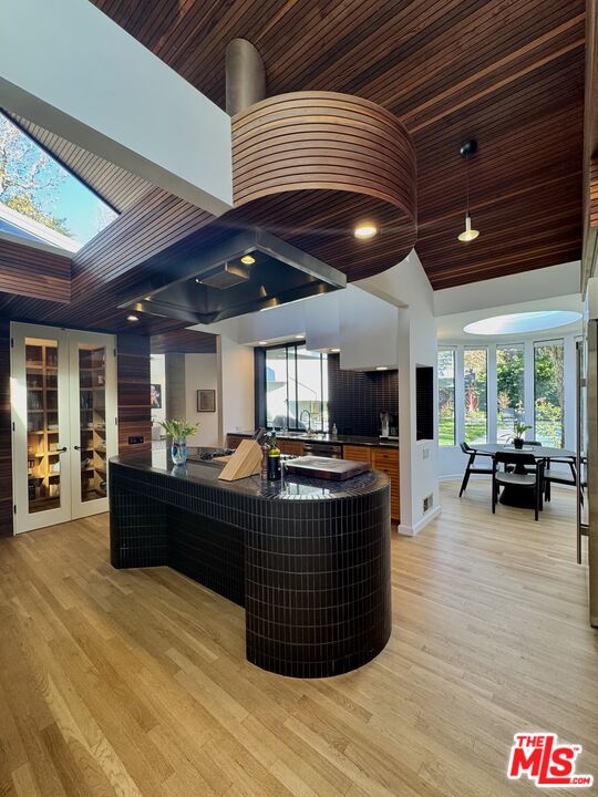 720 Brooktree Rd, Pacific Palisades