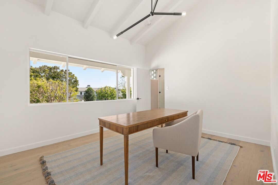14949 La Cumbre Dr, Pacific Palisades