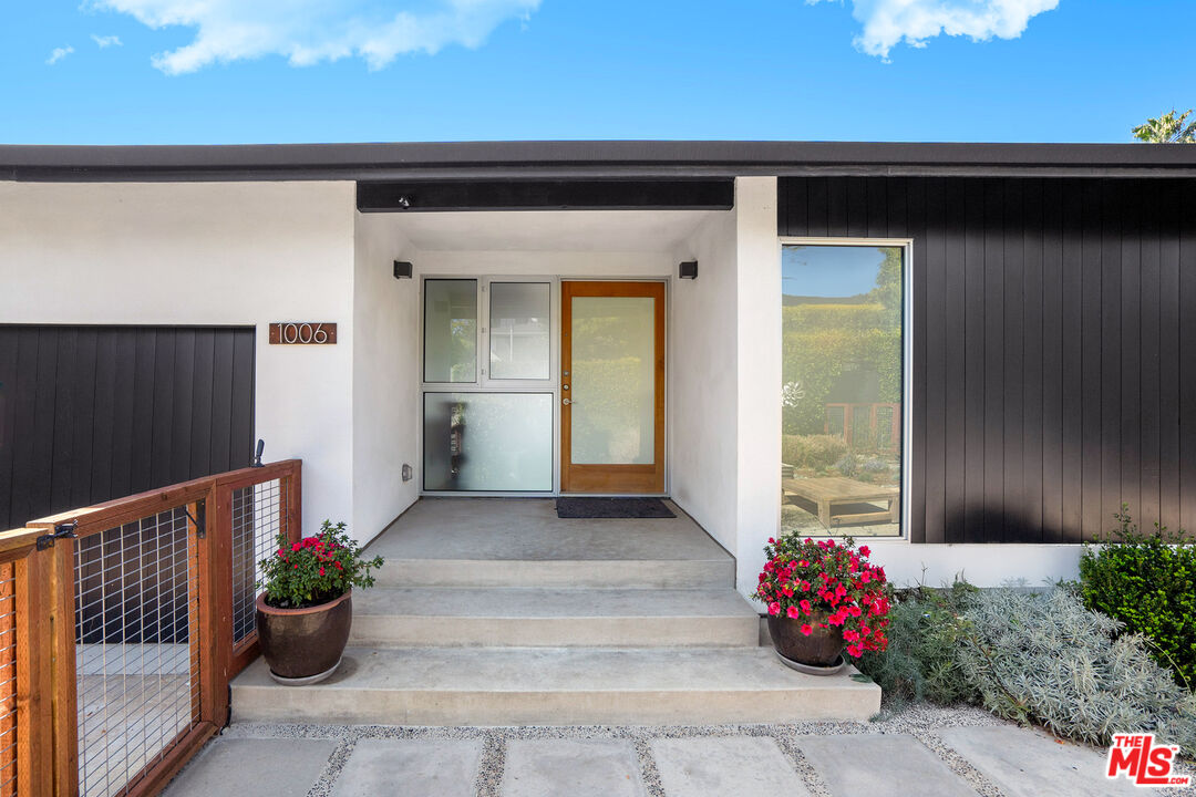 1006 Berkeley St, Santa Monica