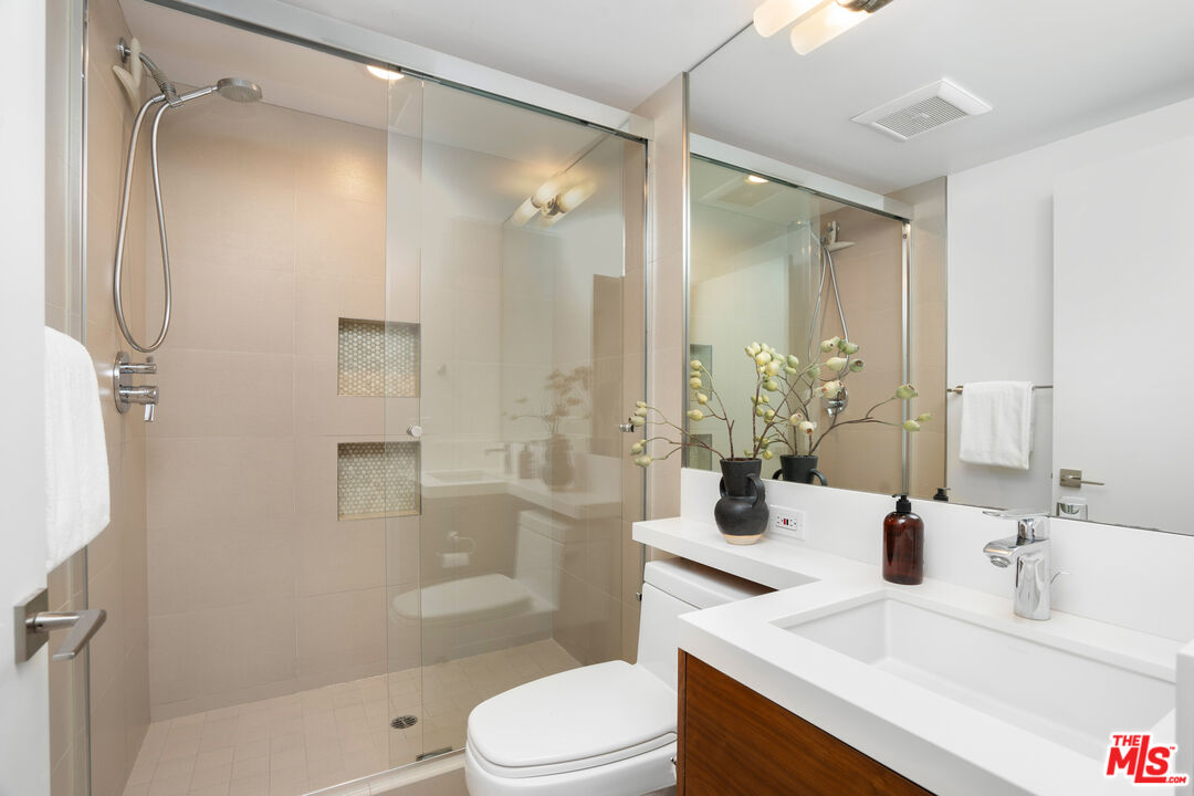 1006 Berkeley St, Santa Monica