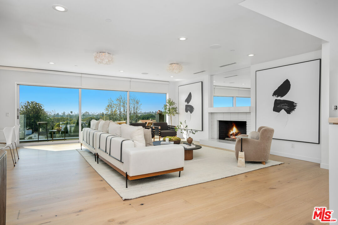 1006 Berkeley St, Santa Monica