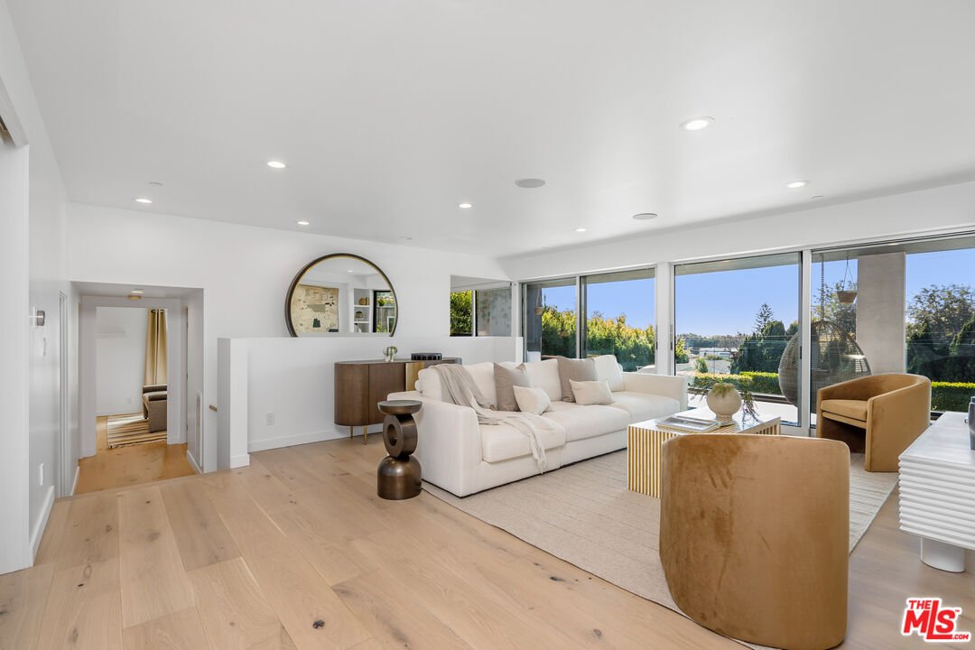 1006 Berkeley St, Santa Monica