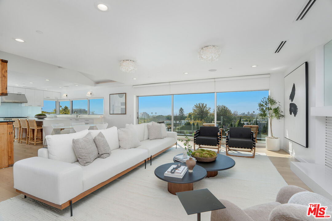 1006 Berkeley St, Santa Monica