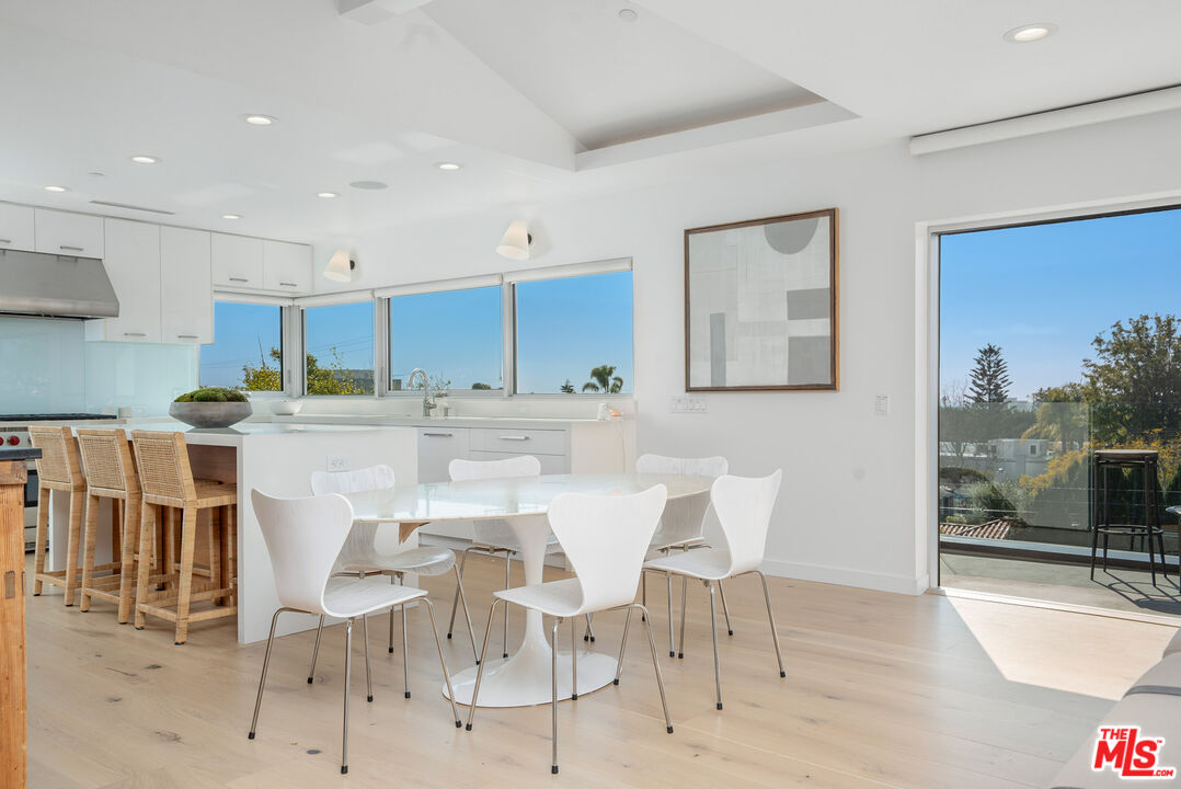 1006 Berkeley St, Santa Monica
