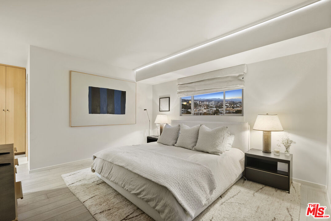 838 N Doheny Dr Unit: 901, West Hollywood