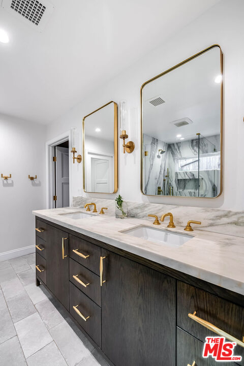 4080 Murietta Ave, Sherman Oaks