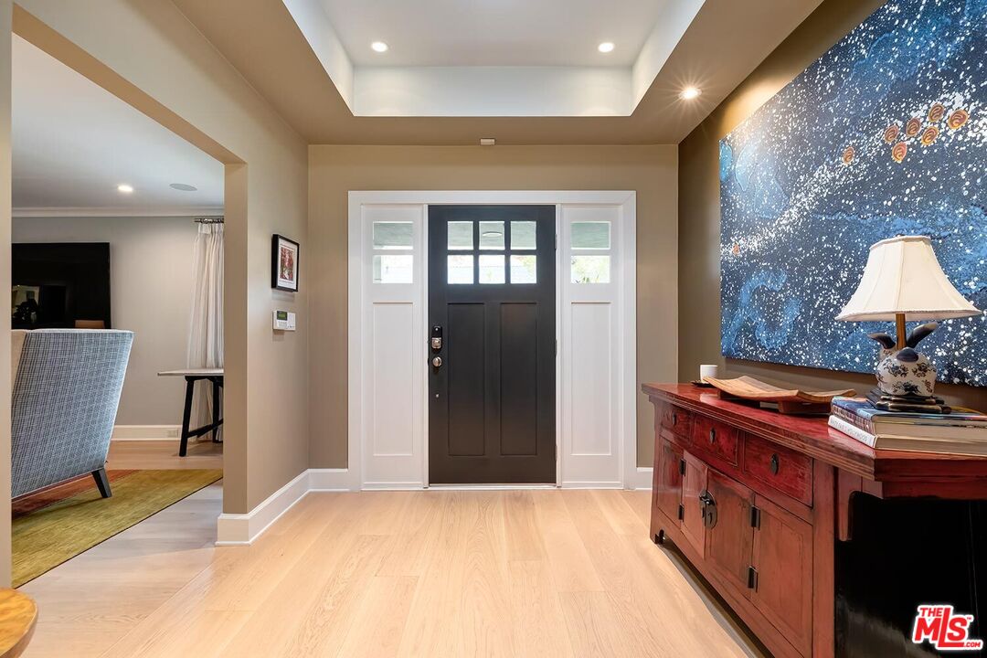 2285 Betty Ln, Beverly Hills
