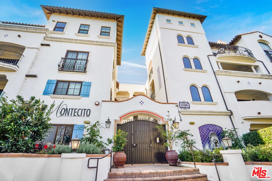 13308 Valleyheart Dr Unit: 207