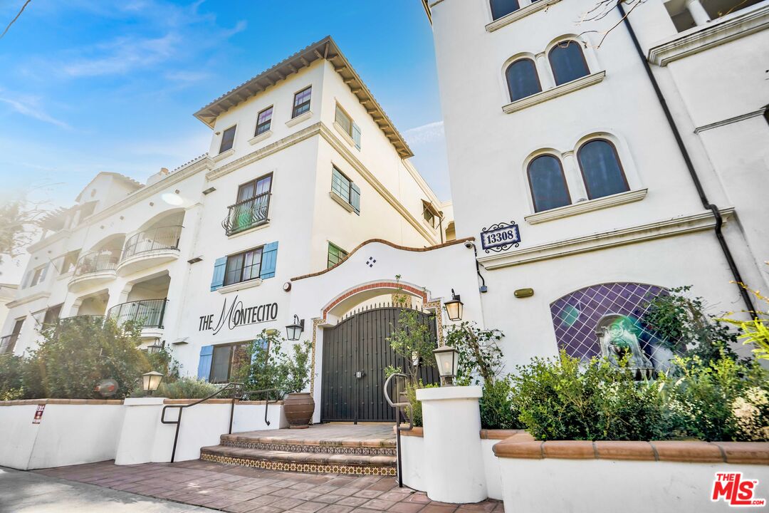 13308 Valleyheart Dr Unit: 207