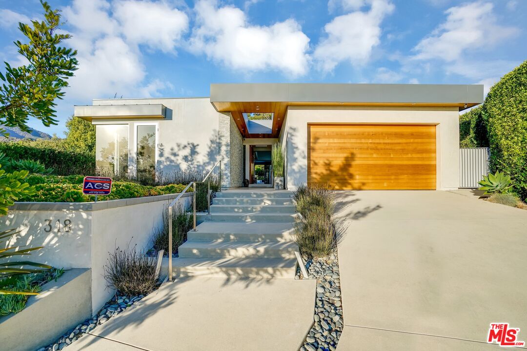 318 Bellino Dr, Pacific Palisades