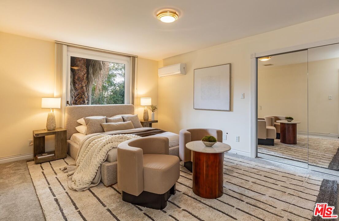 1501 Rising Glen Rd, Sunset Strip
