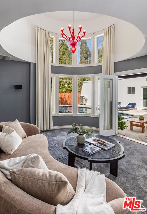 1501 Rising Glen Rd, Sunset Strip