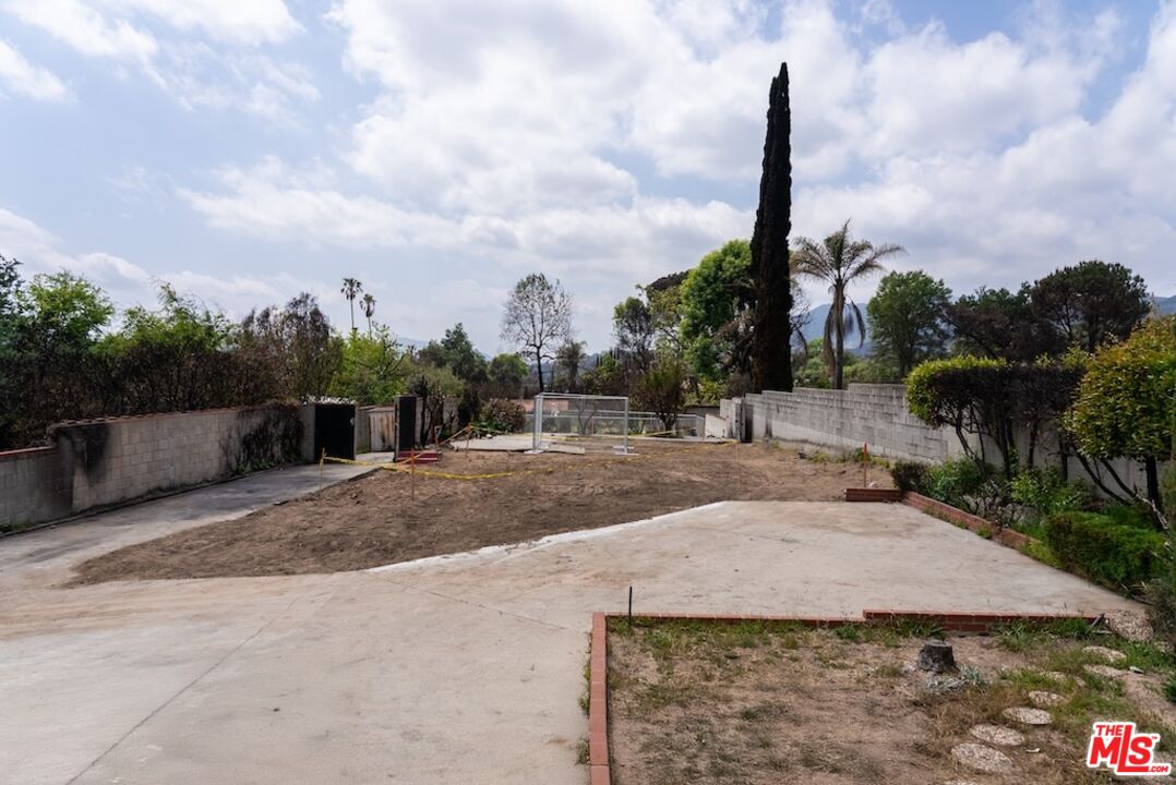 3359 Glenrose Ave, Altadena