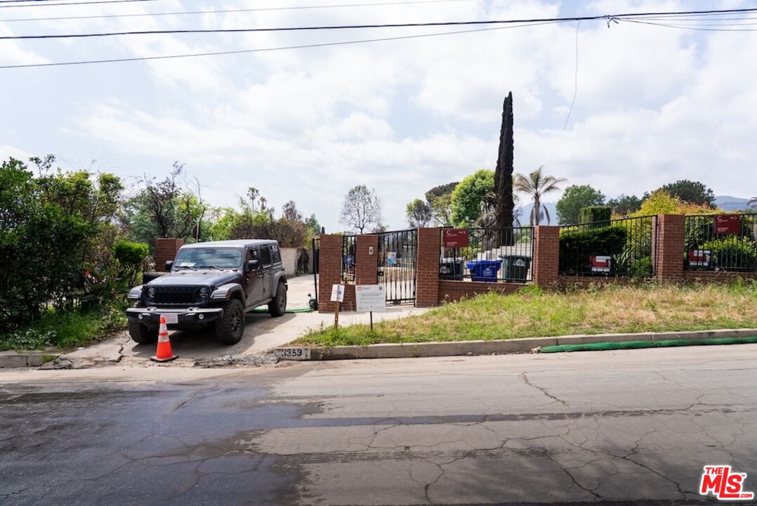 3359 Glenrose Ave, Altadena