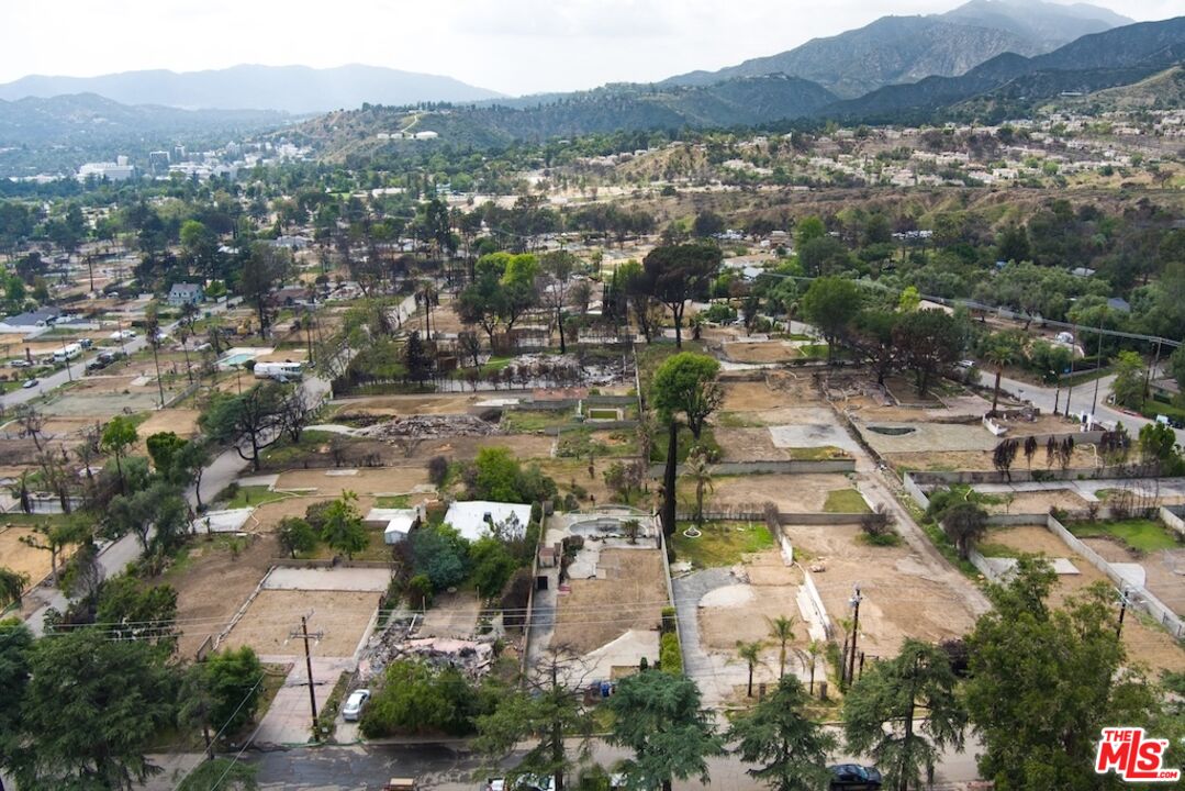 3359 Glenrose Ave, Altadena