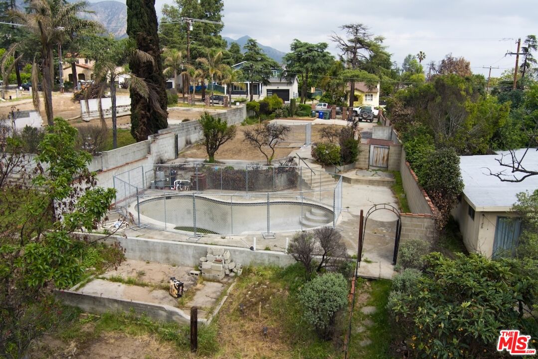 3359 Glenrose Ave, Altadena