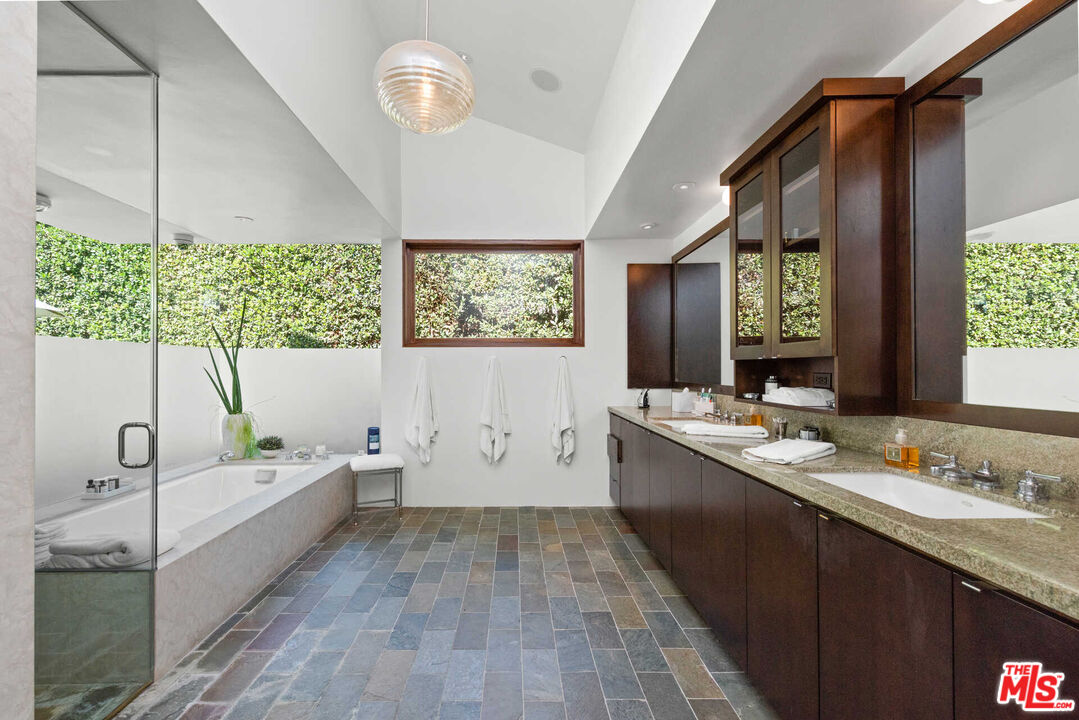 13107 BOCA DE CANON LN, brentwood