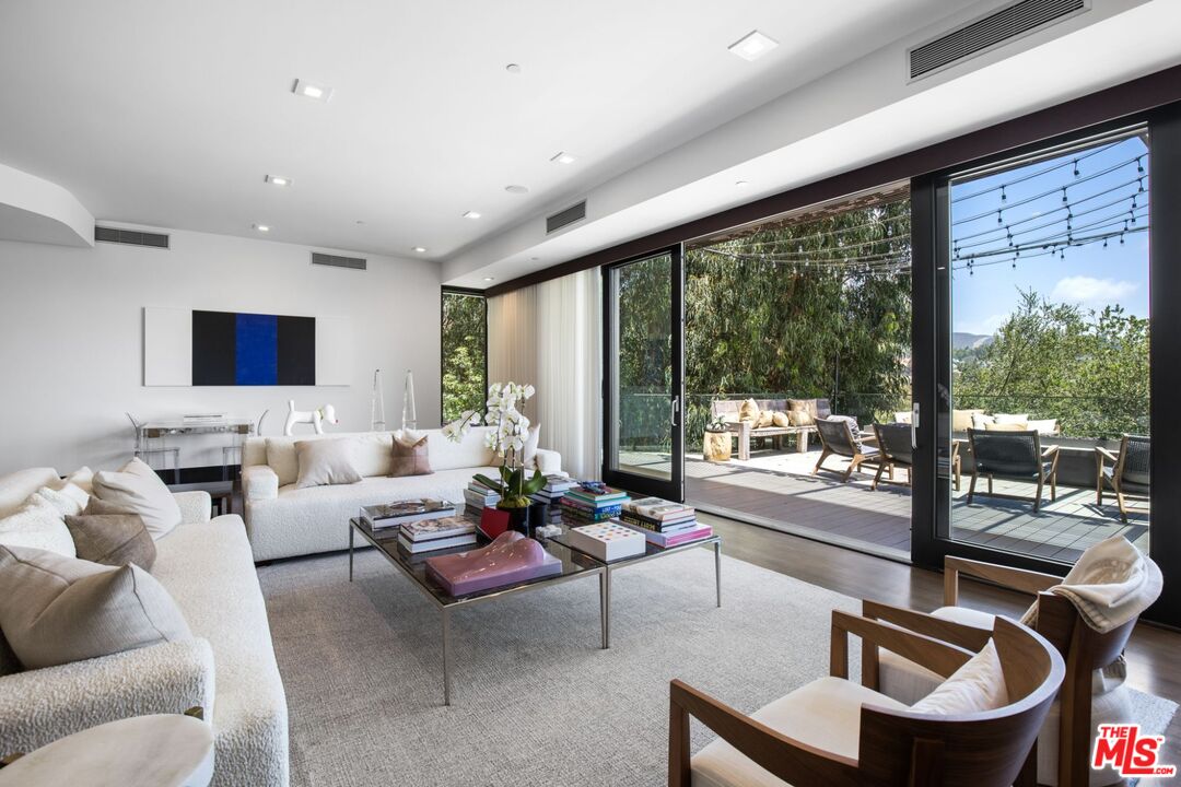 1514 San Remo Dr, Pacific Palisades