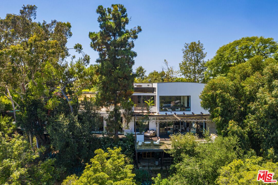 1514 San Remo Dr, Pacific Palisades