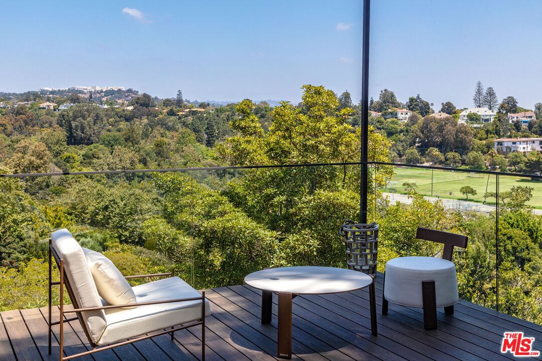 1514 San Remo Dr, Pacific Palisades