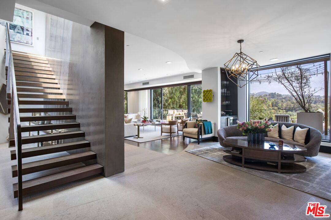 1514 San Remo Dr, Pacific Palisades