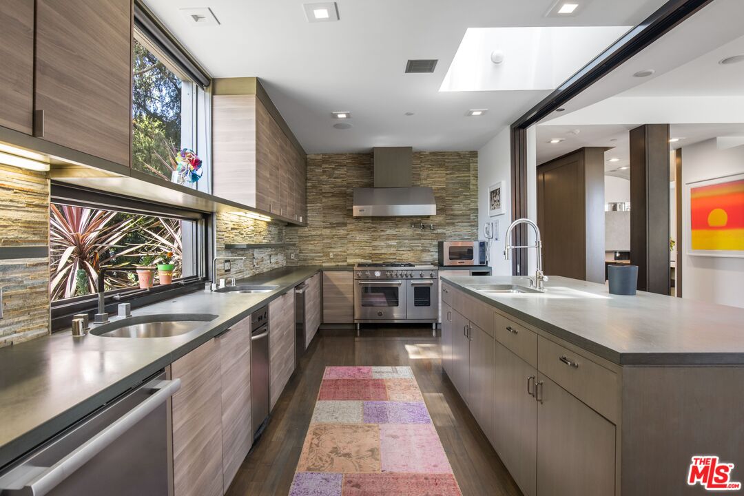 1514 San Remo Dr, Pacific Palisades