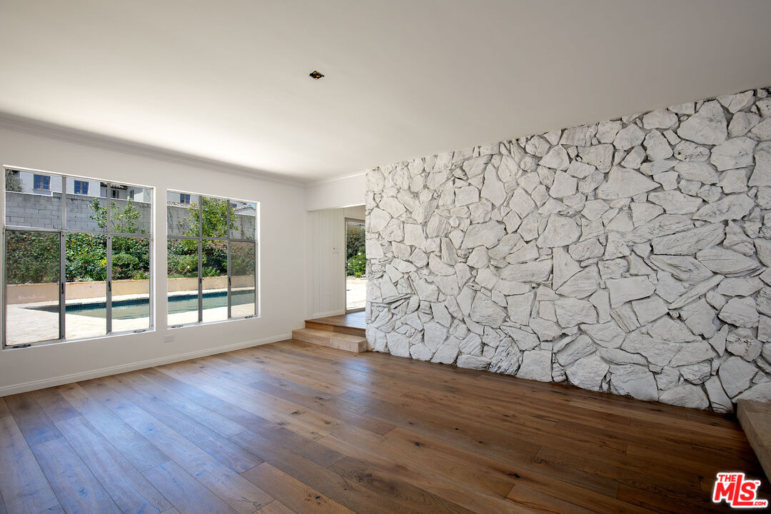 14929 La Cumbre Dr, Pacific Palisades