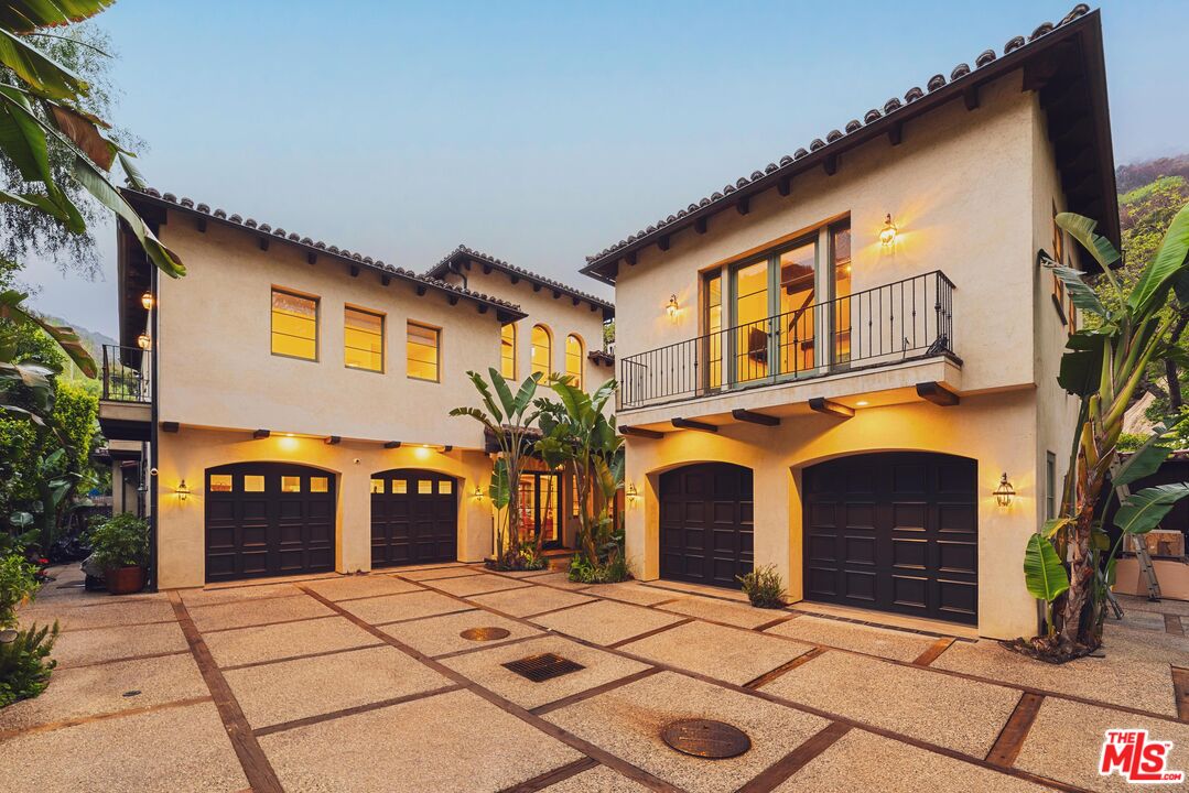 2975 Mandeville Canyon Rd, Los Angeles
