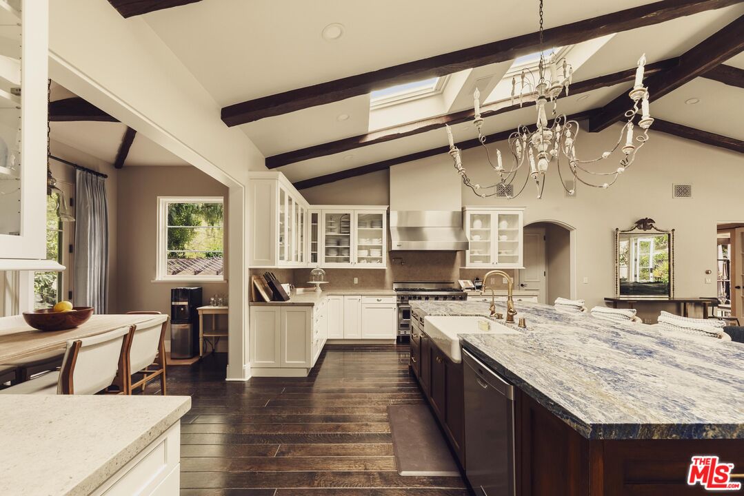 2975 Mandeville Canyon Rd, Los Angeles