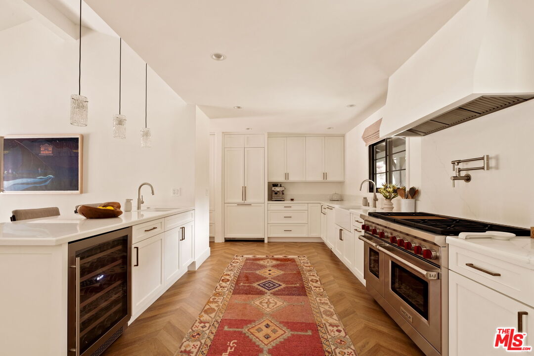 3476 Mandeville Canyon Rd, Brentwood