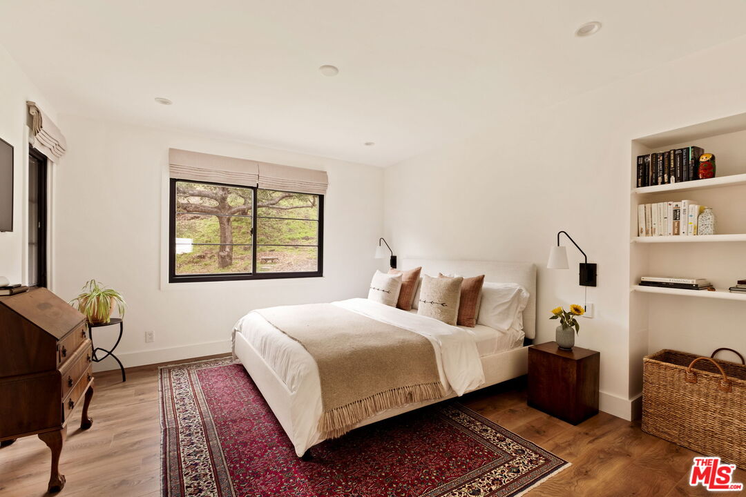 3476 Mandeville Canyon Rd, Brentwood