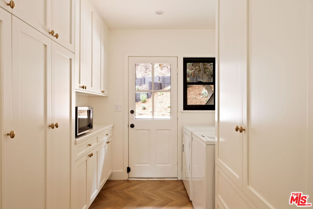 3476 Mandeville Canyon Rd, Brentwood