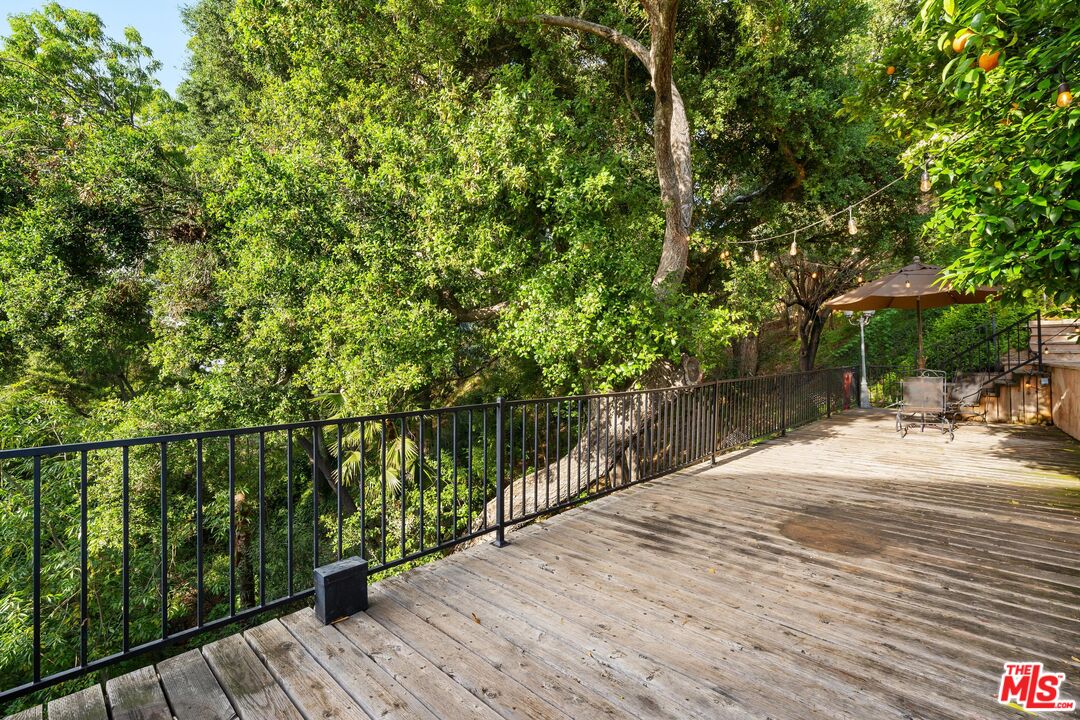 3634 Woodcliff Rd, Sherman Oaks