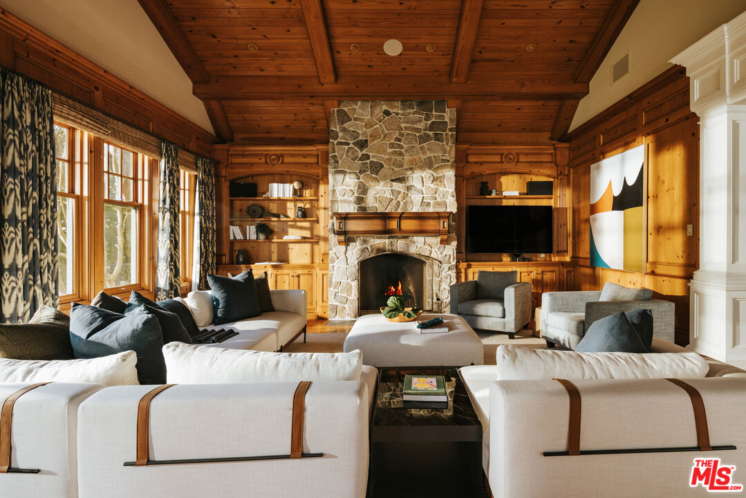 23870 LONG VALLEY RD