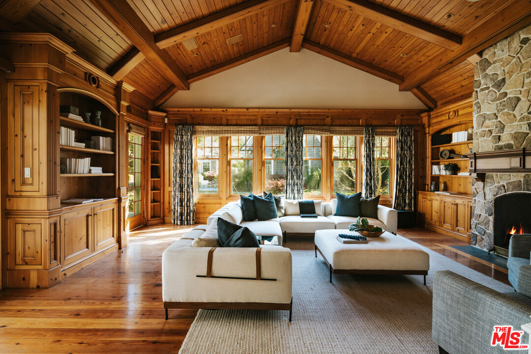 23870 LONG VALLEY RD