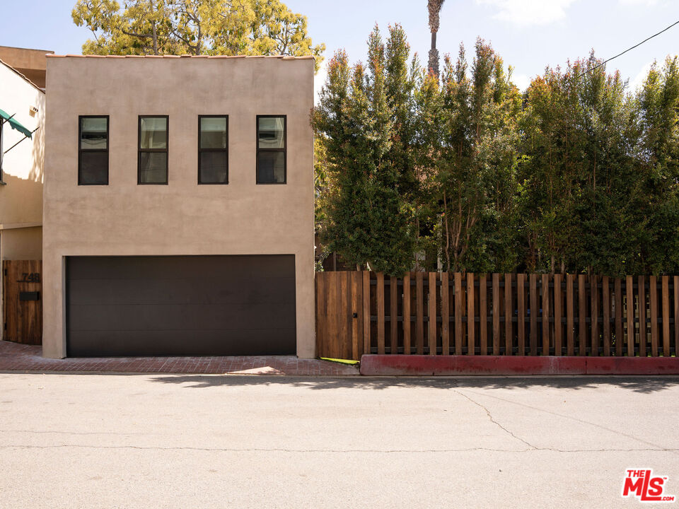 9015 Keith Ave, West Hollywood