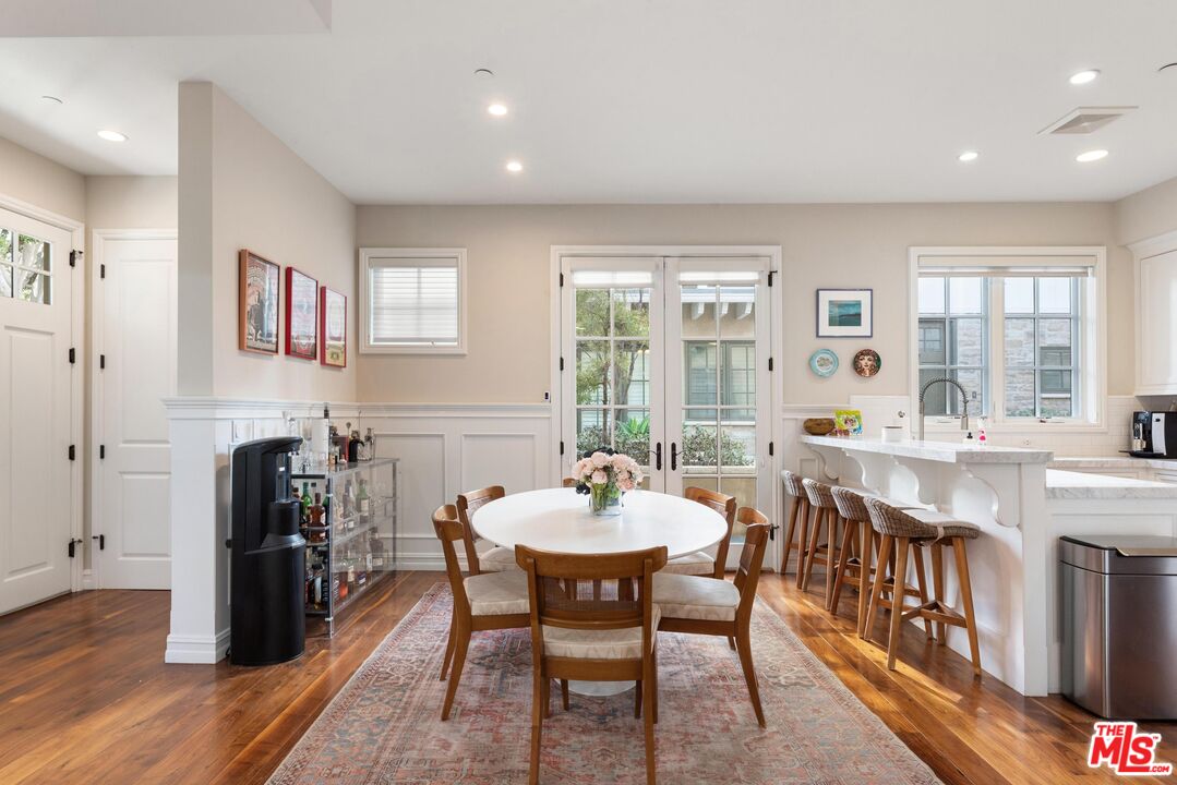 939 20th St Unit: 1