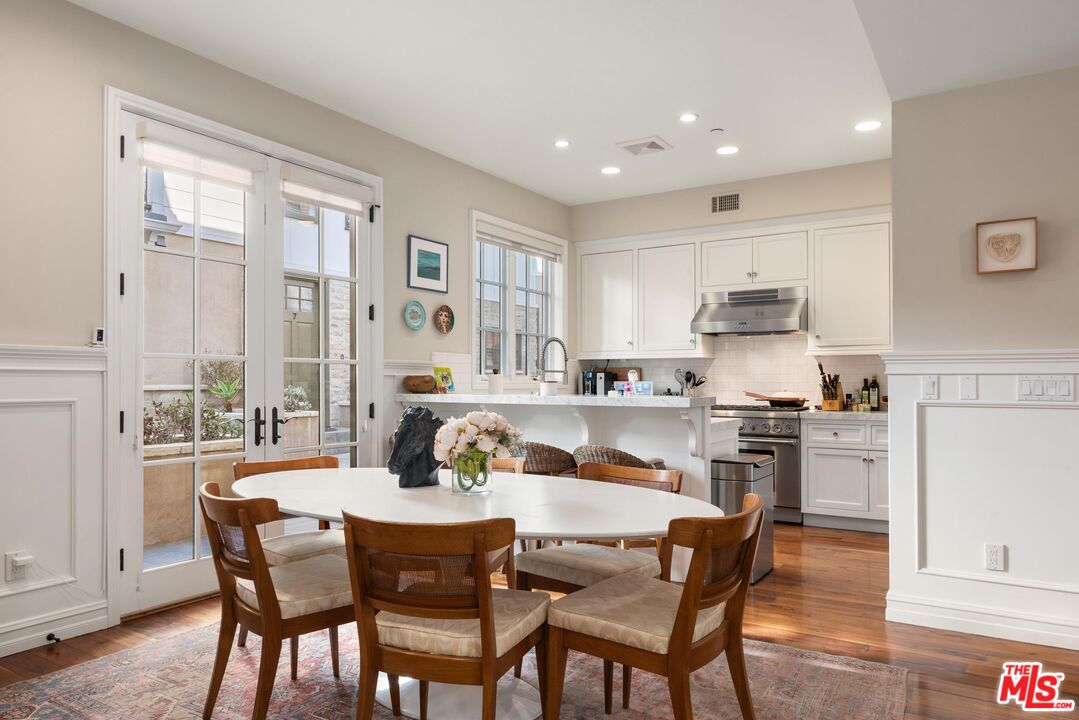 939 20th St Unit: 1