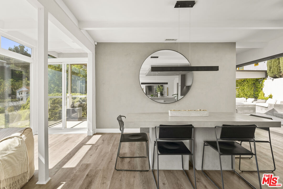 8460 Franklin Ave, hollywood hills
