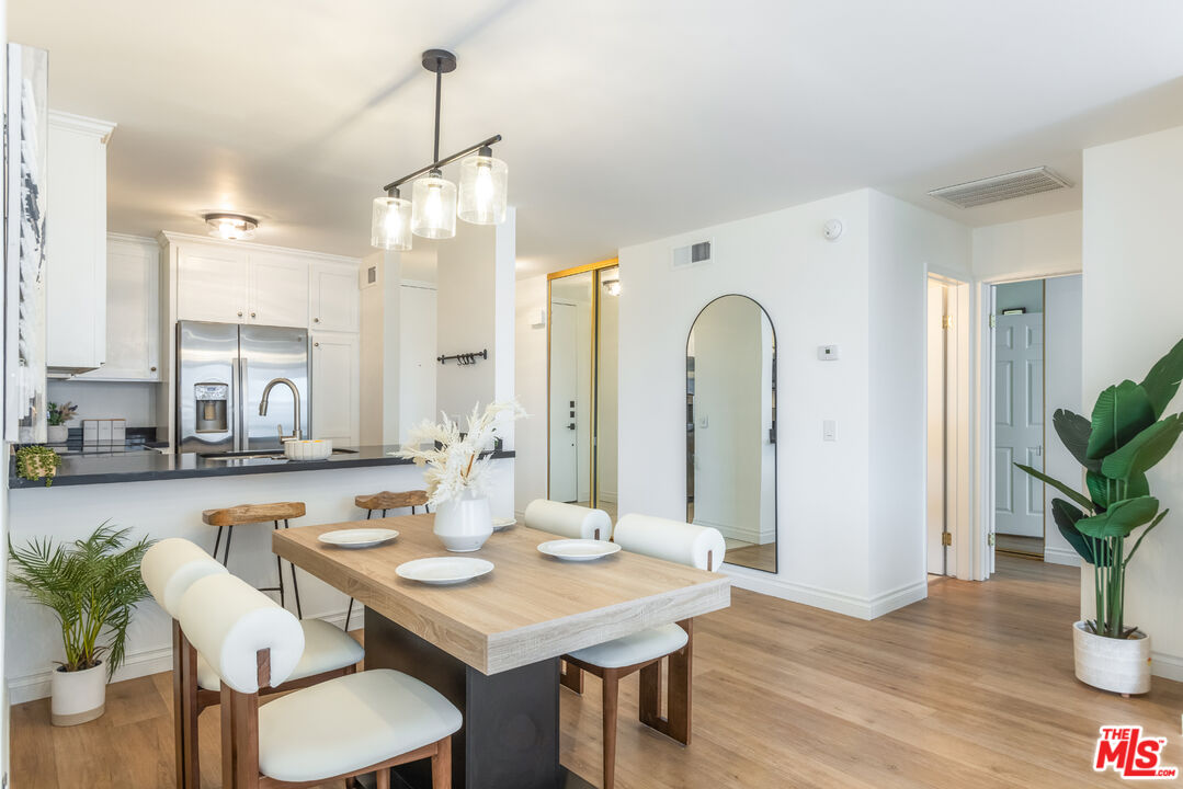 10751 Wilshire Blvd Unit: 1106