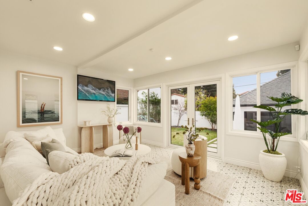 324 15th St, Santa Monica