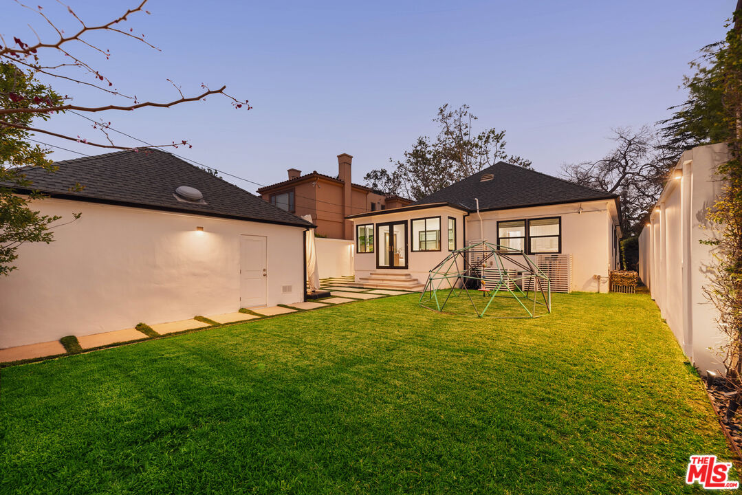 324 15th St, Santa Monica