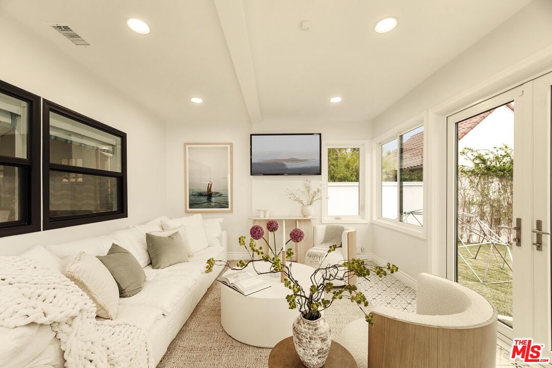 324 15th St, Santa Monica