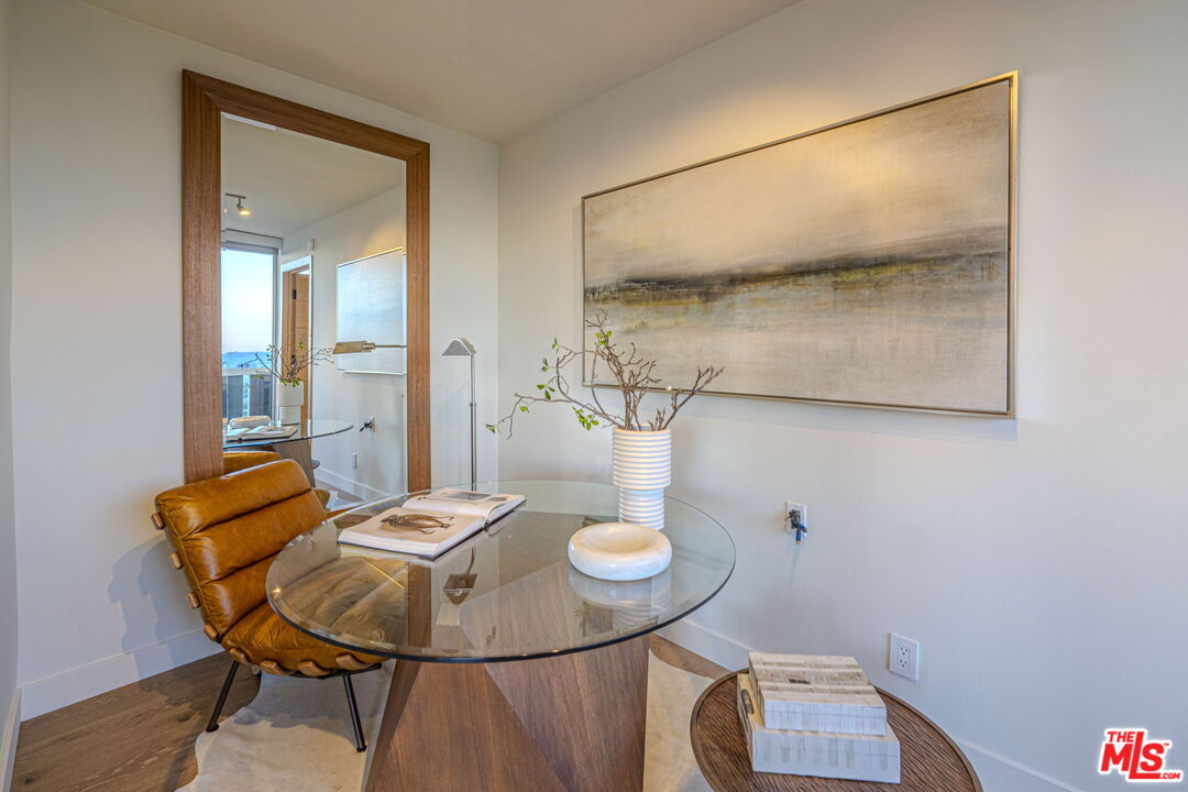8787 Shoreham Dr Unit: 508/509