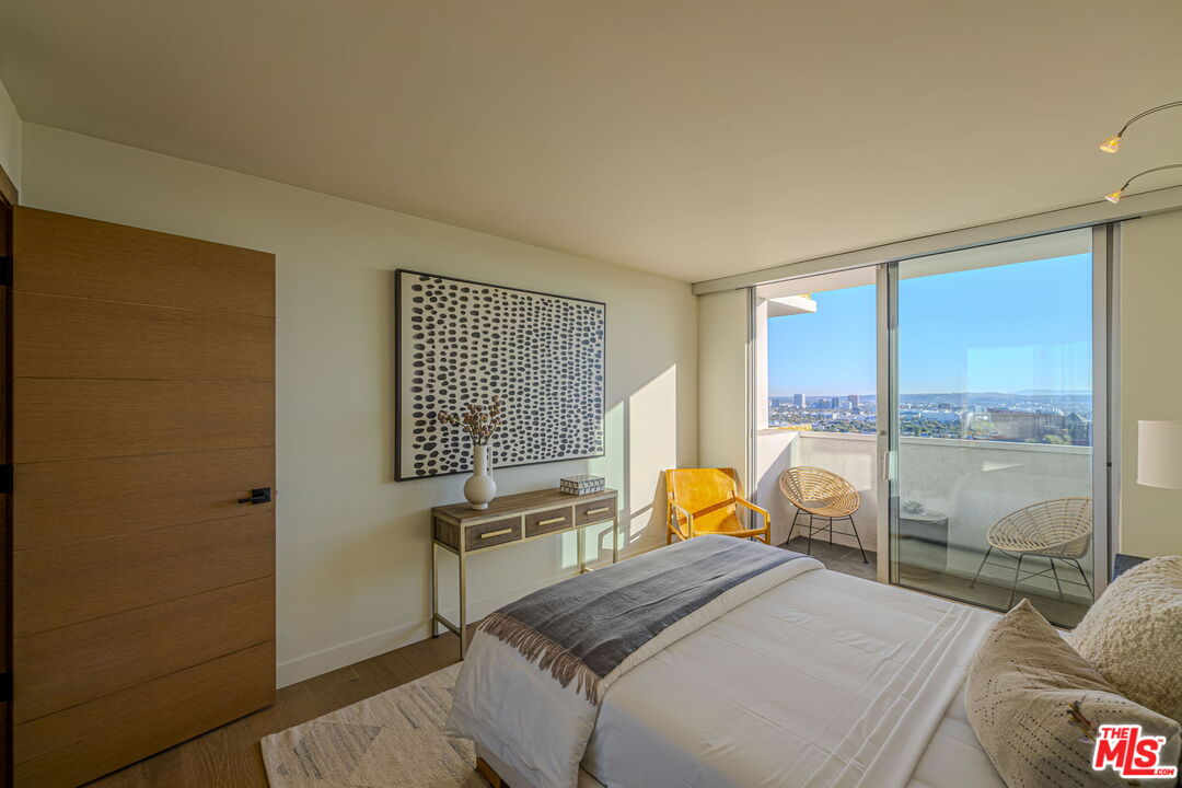 8787 Shoreham Dr Unit: 508/509
